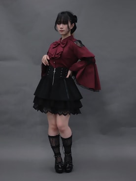「NIBBLE POISON（ニブルポイズン）のクロスチャームフリルミニスカート（スカート、ブラック系）」を使った、ありさん（レディース・155cm）の夏コーディネート