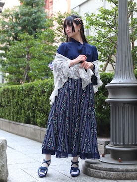 「axes femme（アクシーズファム）の苺刺繍ボウタイブラウス（シャツ/ブラウス、ブルー系）」を使った、ありさん（レディース・155cm）の春コーディネート