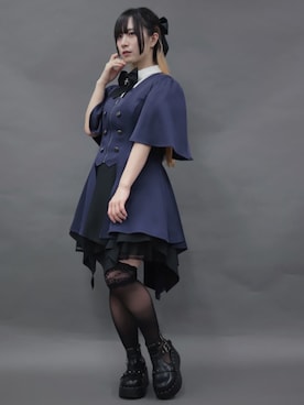 「NIBBLE POISON（ニブルポイズン）のケープデザインロングベスト（ベスト、ブルー系）」を使った、ありさん（レディース・155cm）の春コーディネート