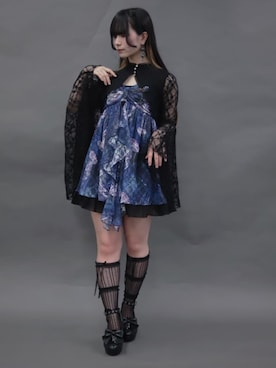 「NIBBLE POISON（ニブルポイズン）のクロスチャームリボンパンプス（パンプス、ブラック系）」を使った、ありさん（レディース・155cm）の夏コーディネート