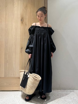 Curensology オフショルギャザーワンピース新品 Curensology(カレンソロジー) オフショルギャザーワンピース