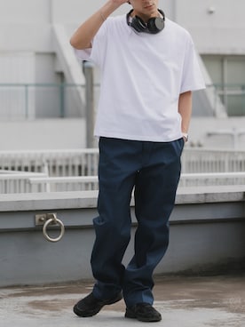 「United Athle（ユナイテッドアスレ）の【United Athle】ミディアムウエイト 4.7オンス レギュラーフィット 半袖 Tシャツ メンズ オーバーサイズ シンプル カラバリ豊富（Tシャツ/カットソー、ホワイト系）」を使った、rooptokyowearさん（メンズ・173cm）の夏コーディネート