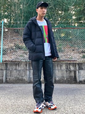 「DRIES VAN NOTEN（ドリスヴァンノッテン）のアイテム（スウェット）」を使った、けろちゃんさん（メンズ・179cm）の冬コーディネート