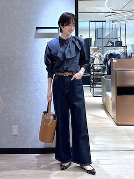 「VELETTO（ベレット）のBARNYARDSTORM / 【VELETTO / ヴェレット】/ バックルバッグ（ハンドバッグ）」を使った、Makiさん（レディース・173cm）の秋コーディネート