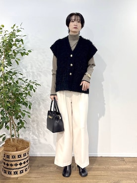 「アイテム（バングル/リストバンド）」を使った、Makiさん（レディース・173cm・30代）の秋コーディネート