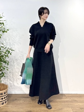 「アイテム（バングル/リストバンド）」を使った、Makiさん（レディース・173cm・30代）の秋コーディネート