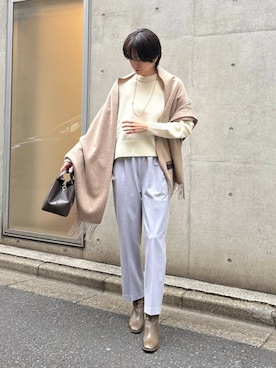 「アイテム（ストール/ショール）」を使った、Makiさん（レディース・173cm・30代）の秋コーディネート