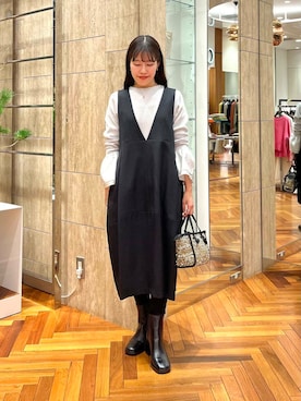 「GIANNI CHIARINI（ジャンニ キアリーニ）のアイテム（ハンドバッグ）」を使った、HIRANOさん（レディース・150cm）の冬コーディネート