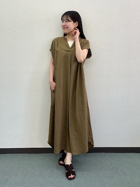 「URBAN RESEARCH DOORS(アーバンリサーチドアーズ)のリネンレーヨンスキッパーフレンチワンピース(ワンピース、ベージュ系)」を使った、HIRANOさん(レディース・152cm)の夏コーディネート