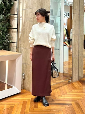 「GIANNI CHIARINI（ジャンニ キアリーニ）のアイテム（ハンドバッグ）」を使った、HIRANOさん（レディース・150cm）の冬コーディネート