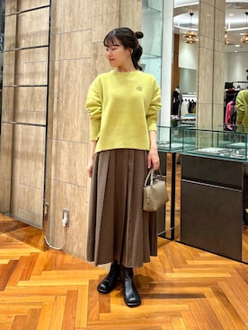 「アイテム（ブローチ/コサージュ）」を使った、HIRANOさん（レディース・150cm）の秋コーディネート