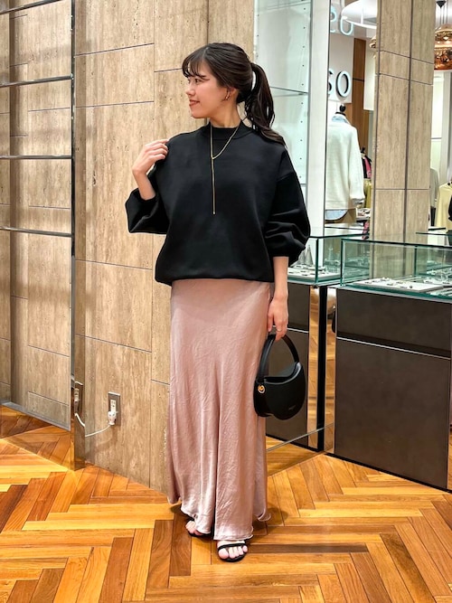 カルヴェン　ギョームアンリ時代サテンスカート ジョーゼットサテン リボンラップスカート｜トゥモローランド 公式通販