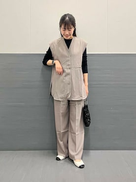 「アイテム（サロペット/オーバーオール、ベージュ系）」を使った、HIRANOさん（レディース・150cm）の秋コーディネート