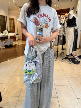 「LOWRYS FARM（ローリーズファーム）のTOY STORY(トイ・ストーリー)/ポーチ付きエコバッグ  1032078/GOODS（エコバッグ/サブバッグ、その他）」を使った、かとぅーさん（レディース・163cm）の夏コーディネート