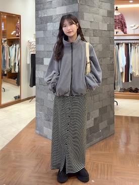 「LOWRYS FARM（ローリーズファーム）のアイテム（ハンドバッグ）」を使った、かとぅーさん（レディース・163cm）の秋コーディネート