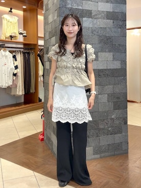 「LOWRYS FARM（ローリーズファーム）のスタイルＵＰクロスカップキャミ　100757（Tシャツ/カットソー、ブラック系）」を使った、かとぅーさん（レディース・163cm）の夏コーディネート
