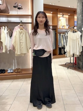 「LOWRYS FARM（ローリーズファーム）のスタイルＵＰクロスカップキャミ　100757（Tシャツ/カットソー、ブラック系）」を使った、かとぅーさん（レディース・163cm）の春コーディネート