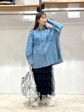 「アイテム（バックパック/リュック、シルバー系）」を使った、katoooさん（レディース・163cm）の冬コーディネート