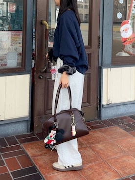 「アイテム（PC・スマホグッズ/家電）」を使った、katoooさん（レディース・163cm）の冬コーディネート