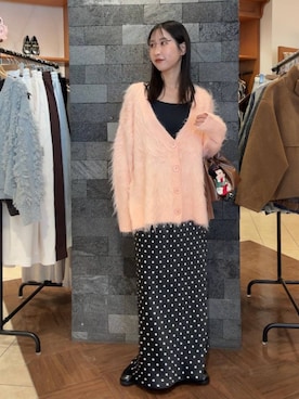 「LOWRYS FARM（ローリーズファーム）のシャギーロングＶカーディガン　595935（カーディガン/ボレロ）」を使った、katoooさん（レディース・163cm）の秋コーディネート