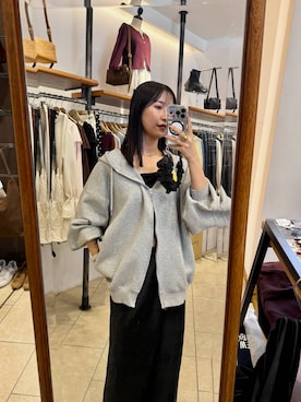 「アイテム（スマホグッズ）」を使った、katoooさん（レディース・163cm）の秋コーディネート