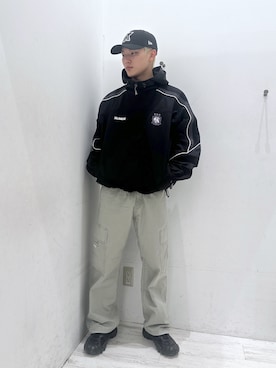 「アイテム（ナイロンジャケット）」を使った、kanto ishitaniさん（メンズ・178cm）の秋コーディネート