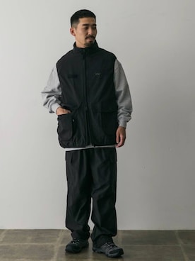 「アイテム（その他アウター、ブラック系）」を使った、maedaさん（メンズ・168cm）の秋コーディネート