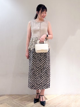 「OPAQUE.CLIP（オペークドットクリップ）のジオメトリック柄イージーナロースカート【洗濯機OK】（Skirt、ブラック系）」を使った、sayaさん（レディース・163cm）の夏コーディネート