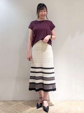 「index（インデックス）の【接触冷感／UV】ワンポイント刺繍Tシャツ《7col／XS~3L／洗濯機OK》（T Shirts、レッド系）」を使った、sayaさん（レディース・163cm）の夏コーディネート