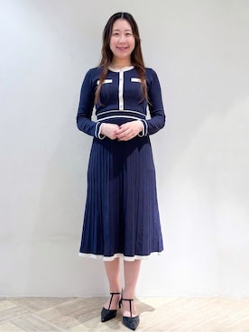 「index（インデックス）のバイカラードッキング風ニットワンピース【洗濯機OK/抗ピル】（One piece dress、ブルー系）」を使った、sayaさん（レディース・163cm）の秋コーディネート