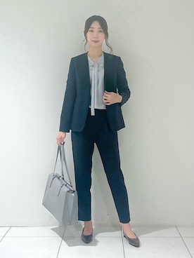 「アイテム（スーツジャケット、ブルー系）」を使った、shioriさん（レディース・169cm）の冬コーディネート
