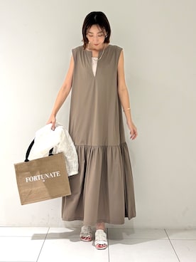 「GALLEST（ギャレスト）のアイテム」を使った、shioriさん（レディース・169cm）の春コーディネート