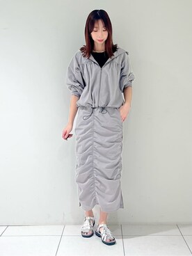 shioriさん(レディース・169cm)の春コーディネート