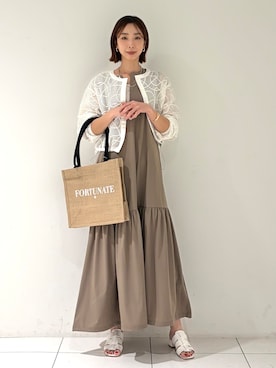 「GALLEST（ギャレスト）のアイテム」を使った、shioriさん（レディース・169cm）の春コーディネート