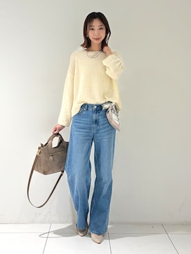 「アイテム（バンダナ/スカーフ、グレー系）」を使った、shioriさん（レディース・169cm）の秋コーディネート
