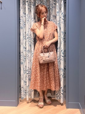 「LAURA ASHLEY（ローラアシュレイ）のレザーミニハンドバッグ（ハンドバッグ、ピンク系）」を使った、yukinoさん（レディース・164cm）の夏コーディネート