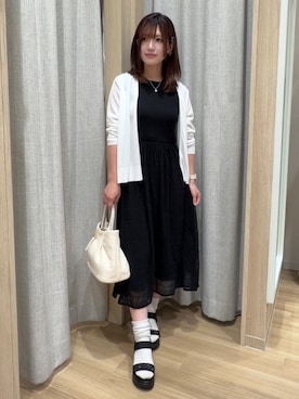 「grove（グローブ）の【接触冷感／UVカットetc】ベーシックショートカーディガン（カーディガン/ボレロ、ホワイト系）」を使った、Fumikaさん（レディース・158cm）の春コーディネート