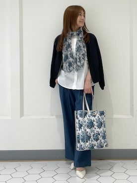 「LAURA ASHLEY（ローラアシュレイ）の【洗える／プラケット刺繍入り／羽織に使える】シアーブルゾン（ブルゾン、ブルー系）」を使った、miさん（レディース・154cm）の春コーディネート