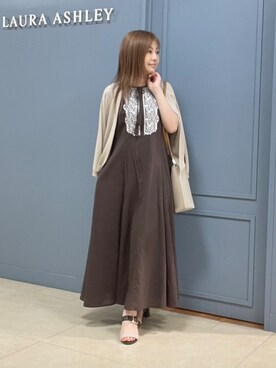 「LAURA ASHLEY（ローラアシュレイ）の【コットン100％】刺繍入りワンピース（ワンピース、ブラウン系）」を使った、miさん（レディース・154cm）の夏コーディネート