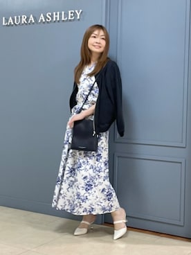「LAURA ASHLEY（ローラアシュレイ）の【洗える／プラケット刺繍入り／羽織に使える】シアーブルゾン（ブルゾン、ブルー系）」を使った、miさん（レディース・154cm）の春コーディネート
