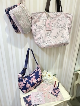 「アイテム（ハンカチ/ハンドタオル、ブルー系）」を使った、miさん（レディース・154cm）の秋コーディネート