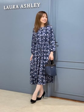 「アイテム（水筒）」を使った、miさん（レディース・154cm）の秋コーディネート
