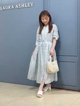 「LAURA ASHLEY（ローラアシュレイ）の【洗える／同柄アイテムあり】ハービー フィールド柄ワンピース（ワンピース、ブルー系）」を使った、miさん（レディース・154cm）の春コーディネート