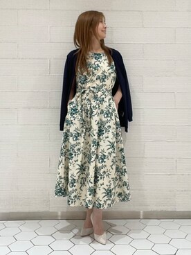 「LAURA ASHLEY（ローラアシュレイ）の【洗える／コットン100％／3colors／同柄アイテムあり】ウォールド ガーデン柄ワンピース（ワンピース、グリーン系）」を使った、miさん（レディース・154cm）の春コーディネート