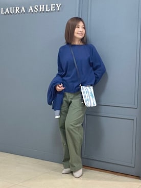 「LAURA ASHLEY（ローラアシュレイ）の◆【人気デザイン！日本製／ロゴ刺繍入り／ワンマイルウエア】コットン ニットカーディガン（カーディガン/ボレロ、ブルー系）」を使った、miさん（レディース・154cm）の冬コーディネート