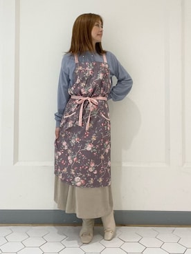 「アイテム（エプロン）」を使った、miさん（レディース・154cm）の秋コーディネート