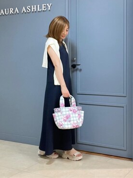 「アイテム（ポーチ、グリーン系）」を使った、miさん（レディース・154cm）の夏コーディネート