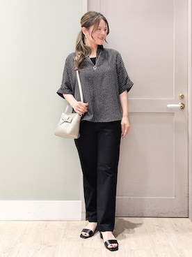 「grove（グローブ）の【洗濯機◎・体型カバー】ON/OFF使える、シアースキッパーシャツ（Shirts、ブラック系）」を使った、kuwawaさん（レディース・159cm）の夏コーディネート