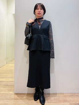 「アイテム（バンダナ/スカーフ、ブラウン系）」を使った、YUKOさん（レディース・155cm）の秋コーディネート