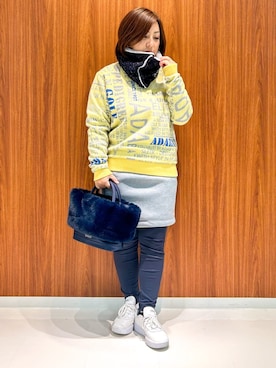 「アイテム（レギンス/スパッツ、ブルー系）」を使った、asamiさん（レディース・150cm）の秋コーディネート